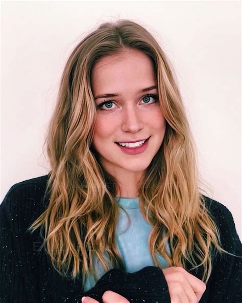 elizabeth lail porno|Elizabeth Dean Lail na OnlyFans: Mc Bandida